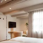 Storehouse 招待所 3*
