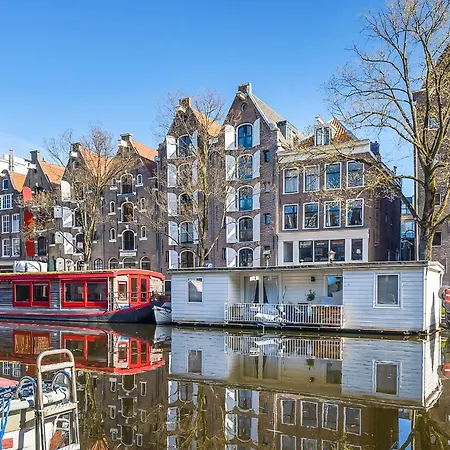 Πανσιόν Storehouse 3*