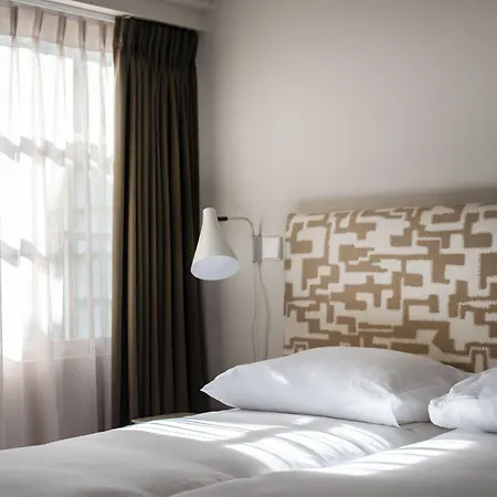 Storehouse Πανσιόν 3*