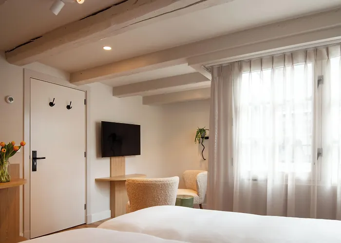 Storehouse Pensjonat 3*